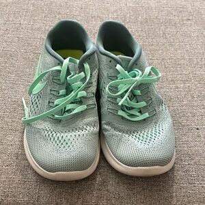 Nike Women's Mint Green Knit Running Sneakers